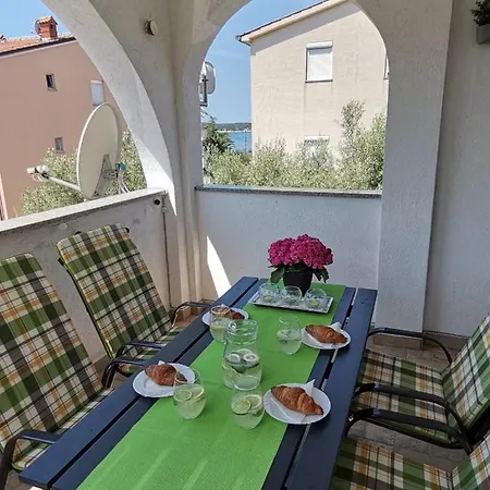 Tramonto Apartment *